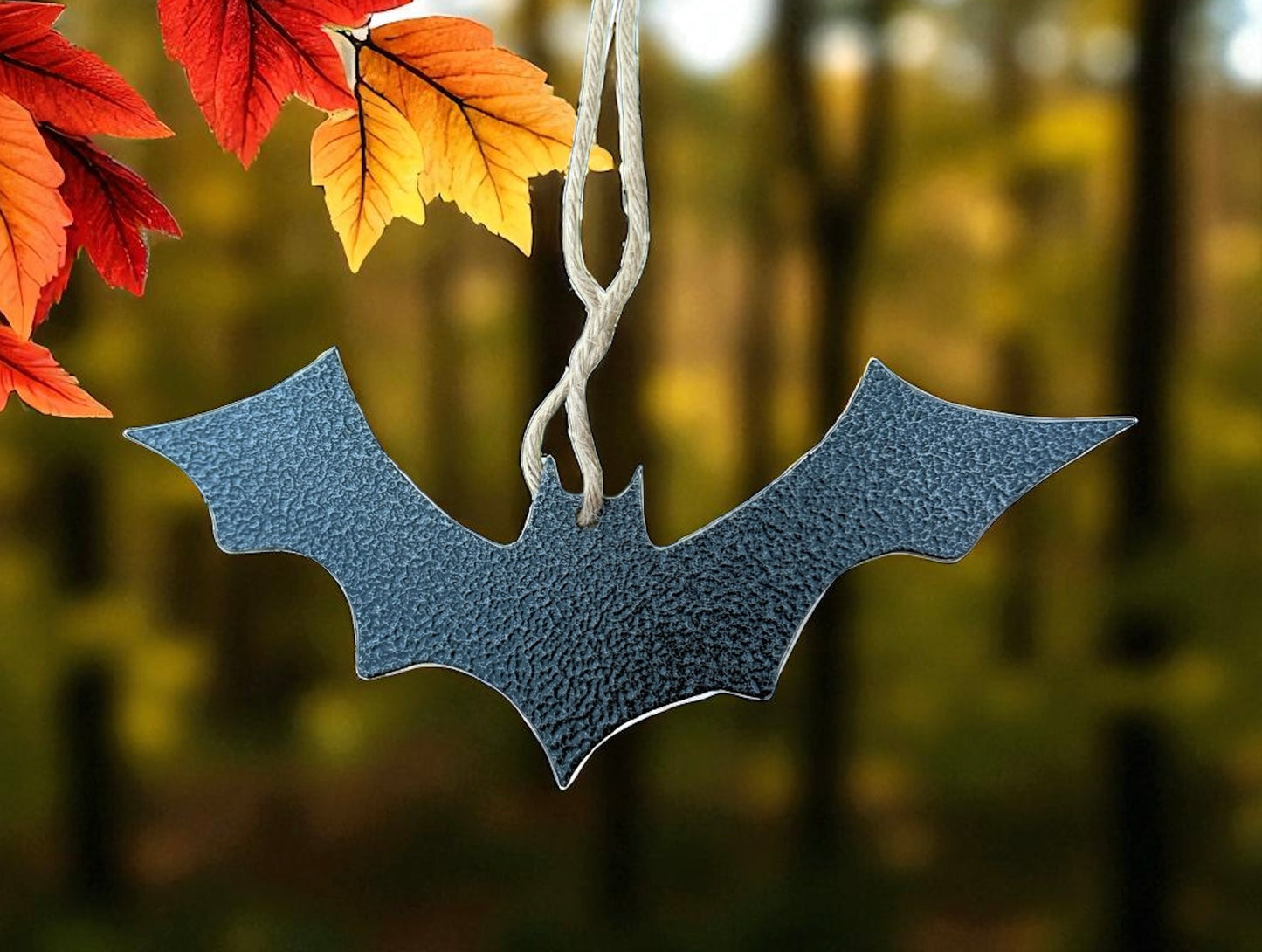 Hanging Metal Bat Ornament – Rustic Halloween Garden & Home Decoration