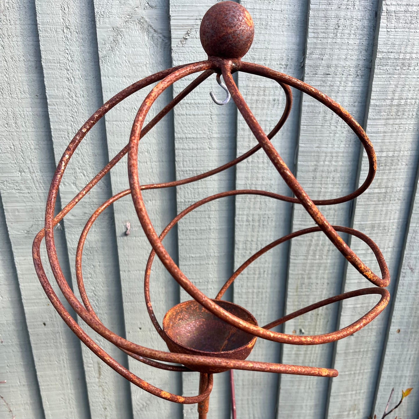 Tangle Ball Bird Feeder Stake from Fig and Rose