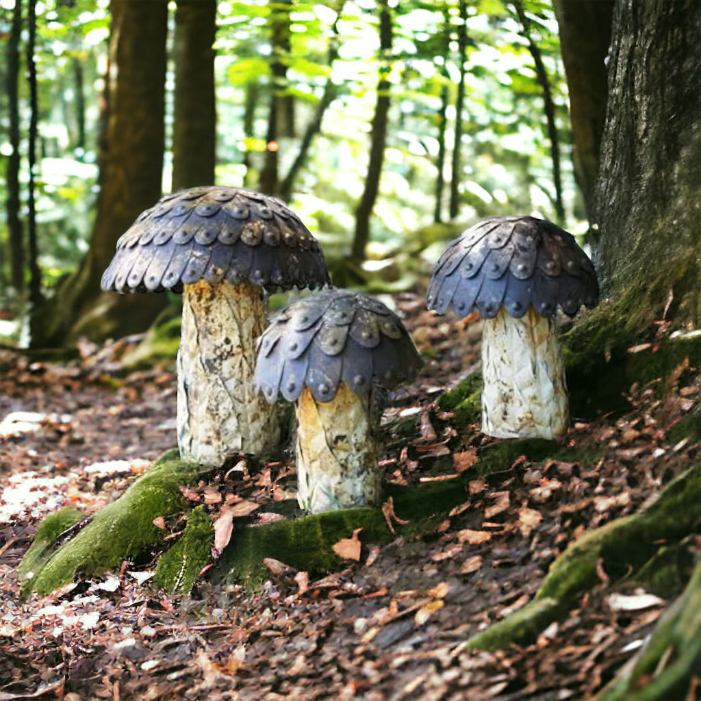 Garden Ornaments Toadstools from Fig and Rose.