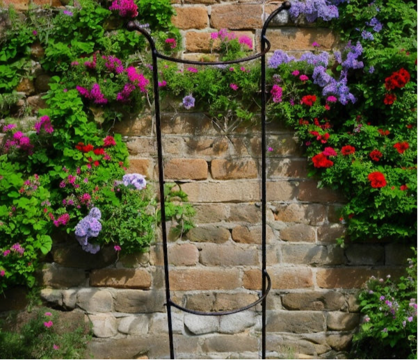 plant supports for climbers from Fig and Rose