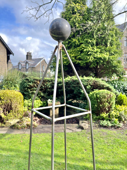 Obelisk with Ball Finial Plant Support 8mm Steel