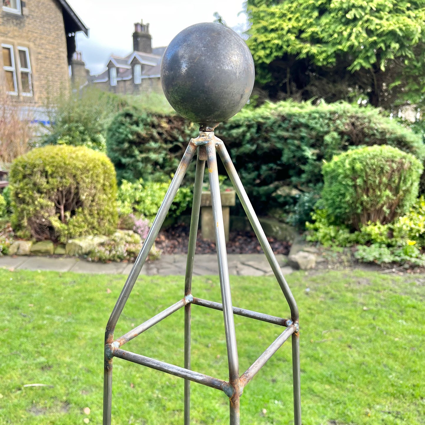 Obelisk with Ball Finial Plant Support 8mm Steel