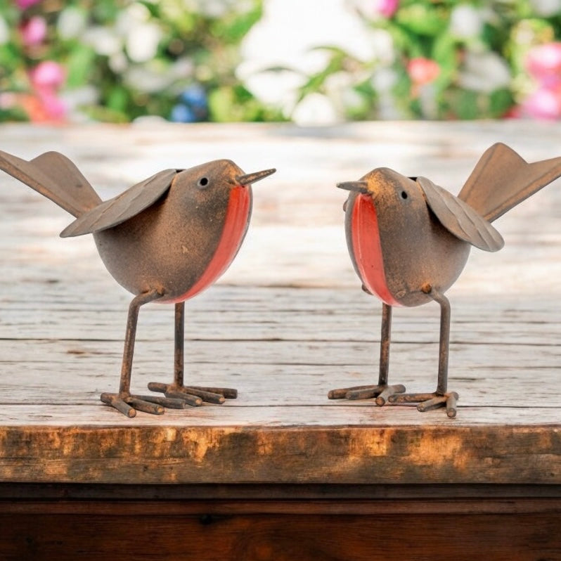 Pair of Robin Garden Ornaments from Fig and Rose