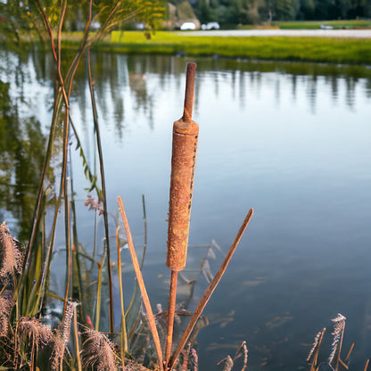 Metal Bulrush Garden Decor Stake