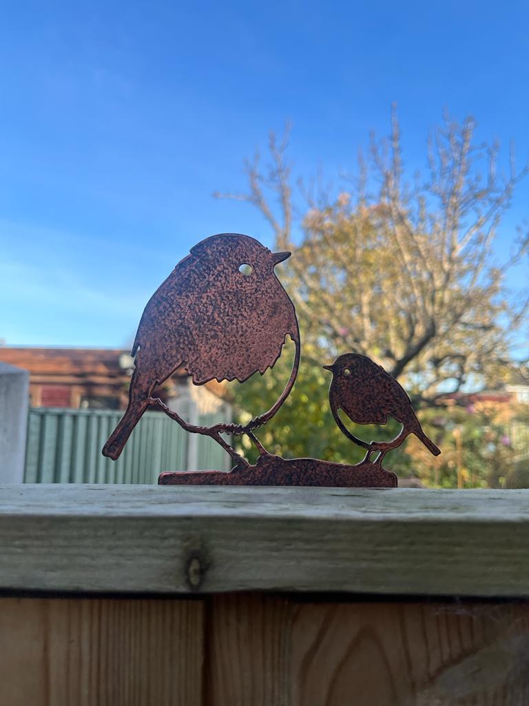 Robin Fence Topper | Robin and Chick | Garden Decor