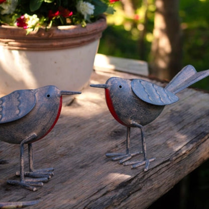 Pair of Robin Garden Ornaments from Fig and Rose