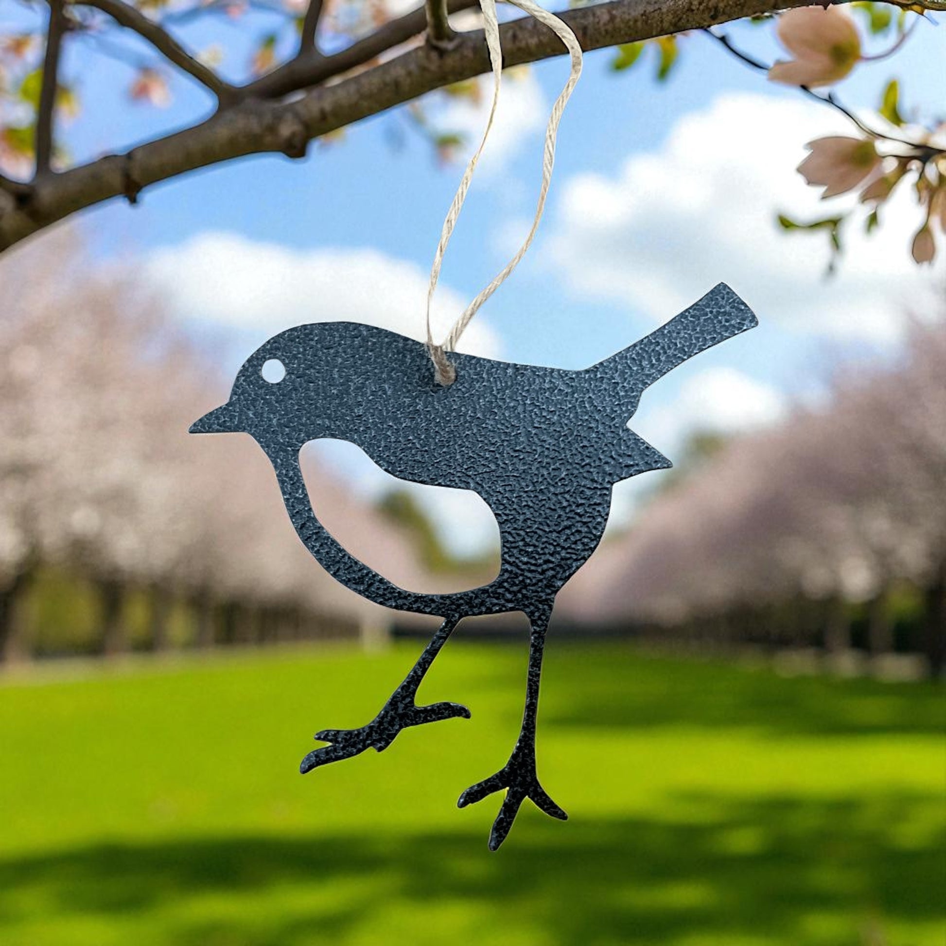 A Metal Robin Hanging Decorations – Set of 3 | Black or Rustic Steel Remembrance Gift from Fig and Rose.