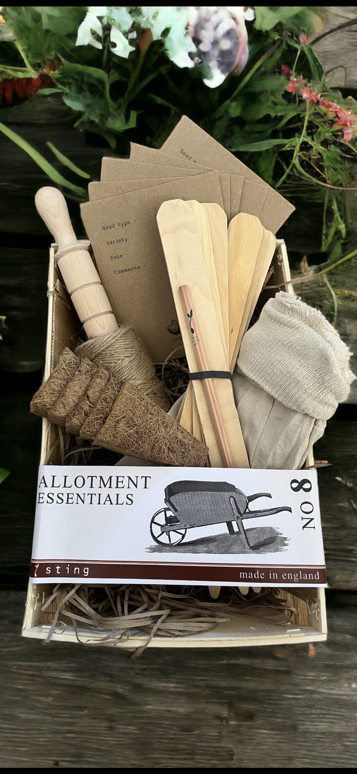 Allotment Essentials Gift Set | Gift for a Gardener | Gardener Gift Set