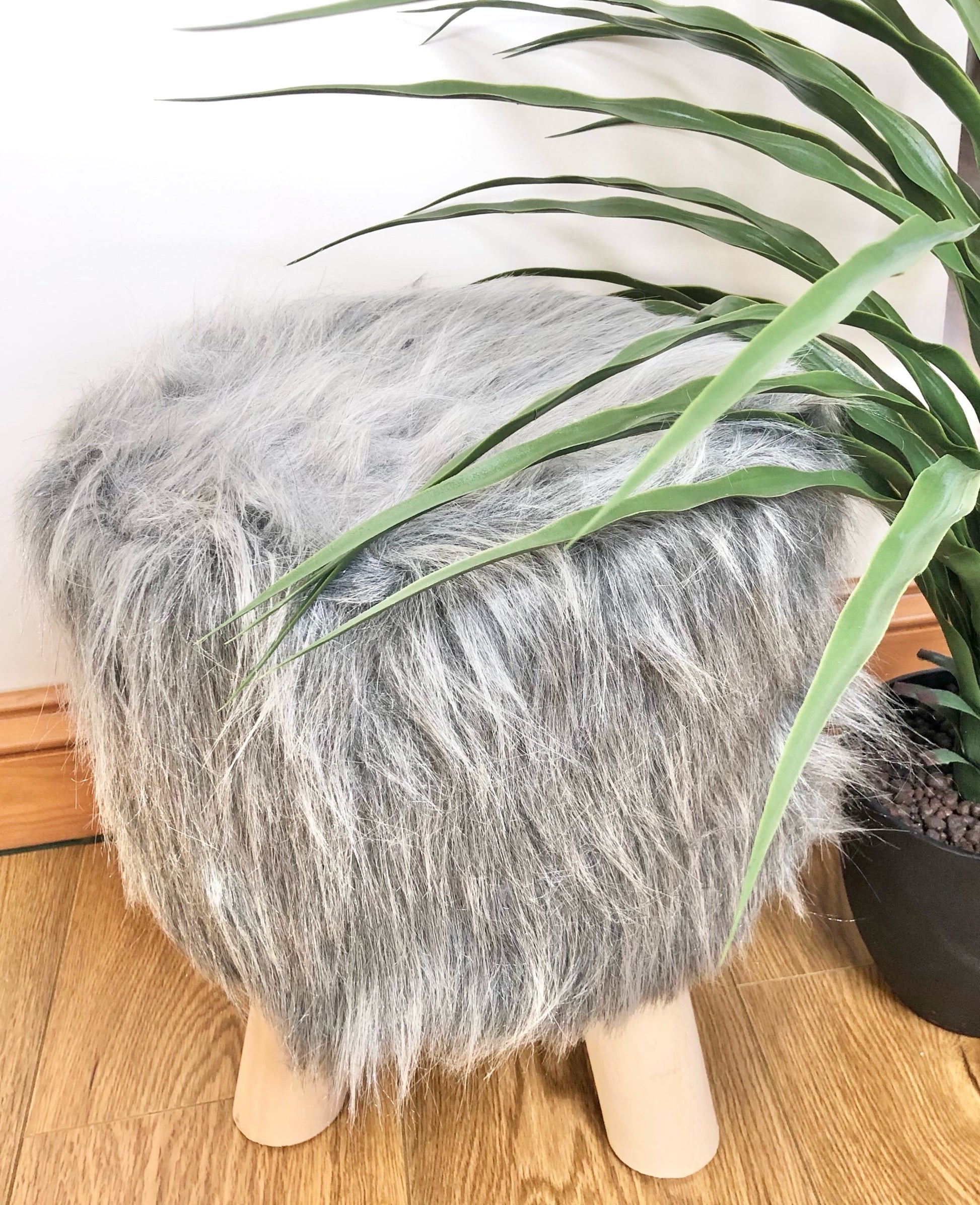 Fluffy & Fabulous Stool from Fig and Rose