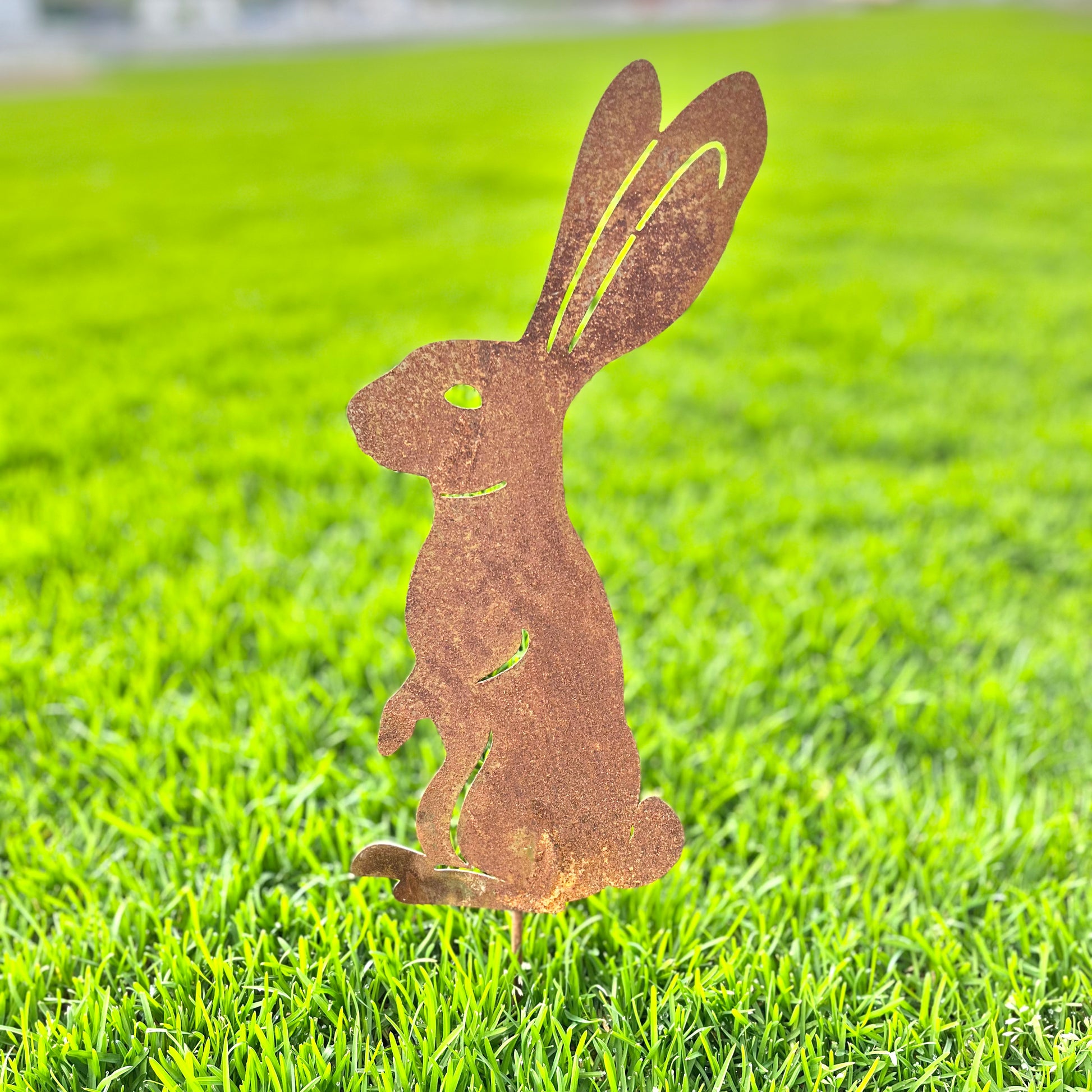 Rusty Rabbit Garden Ornament from Fig and Rose